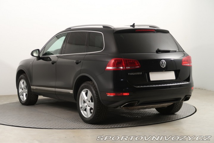 Volkswagen Ostatní modely Touareg R-Line 4.2 V8 TDi 2012