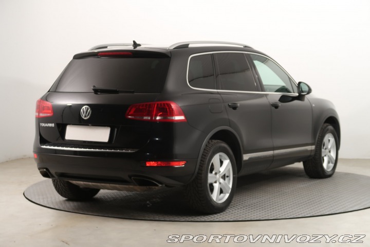 Volkswagen Ostatní modely Touareg R-Line 4.2 V8 TDi 2012