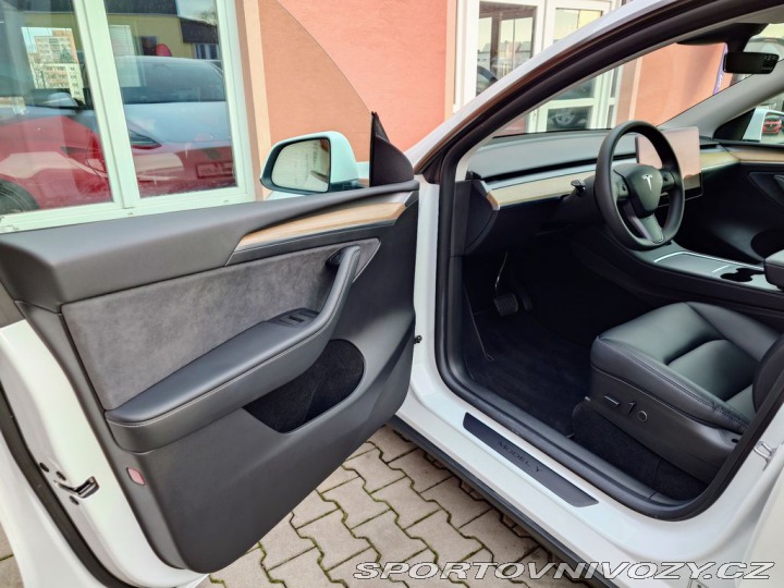 Tesla Model Y Standard Range 220 kW SOH 2023