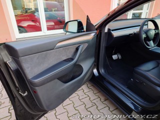 Tesla Model Y Performance 393 kW SOH 2023