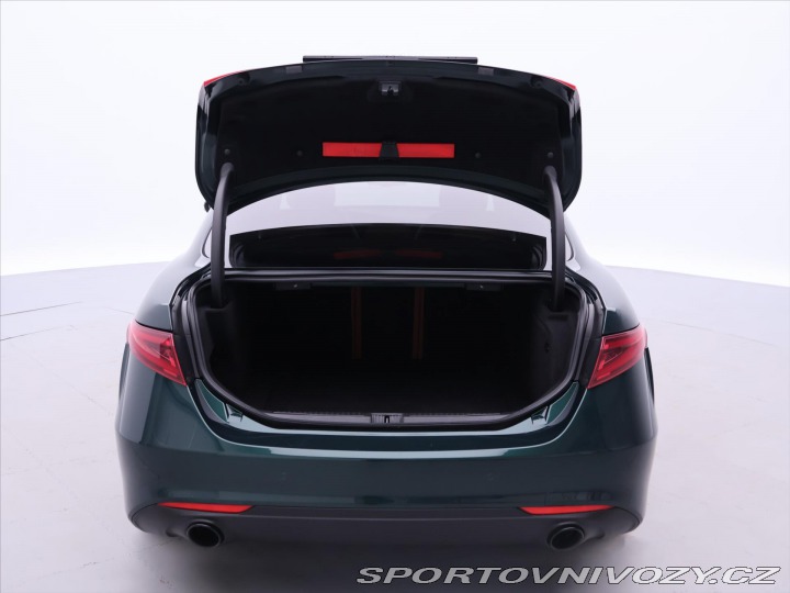 Alfa Romeo Giulia 2,0 T 148kW Aut. CZ Super 2021