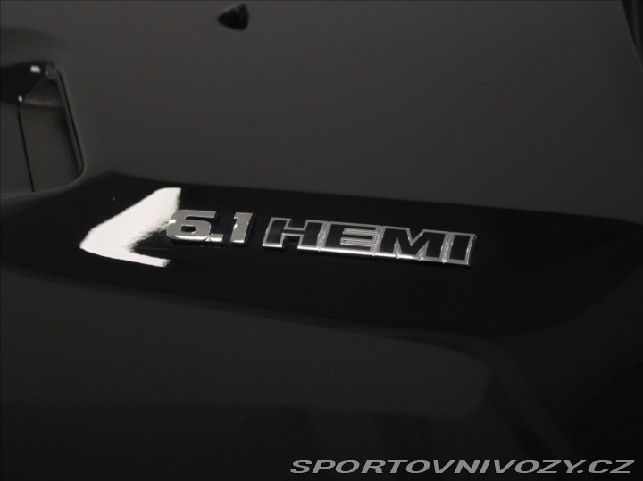 Dodge Challenger 6,1 SRT-8 431k.AT 41 860k 2010