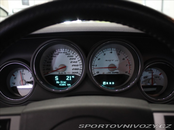 Dodge Challenger 6,1 SRT-8 431k.AT 41 860k 2010