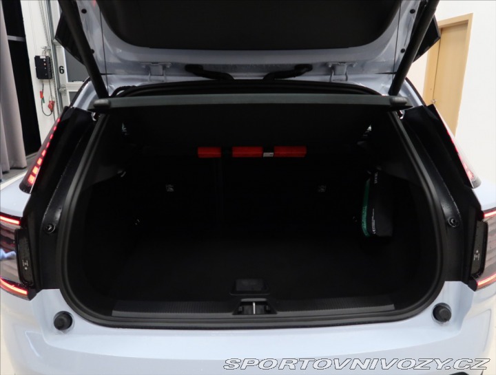Volvo EX30 SiINGLE RWD PLUS 1. MAJ Č 2025