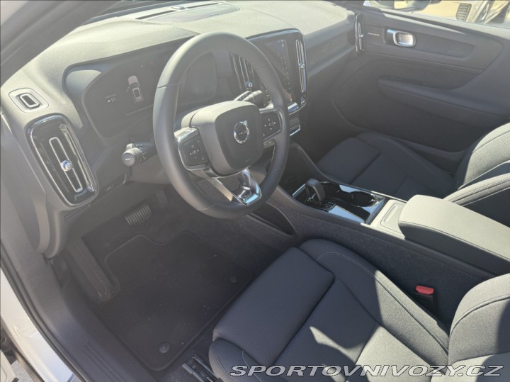 Volvo Ostatní modely XC40 0,0 ULTIMATE Single mot 2024