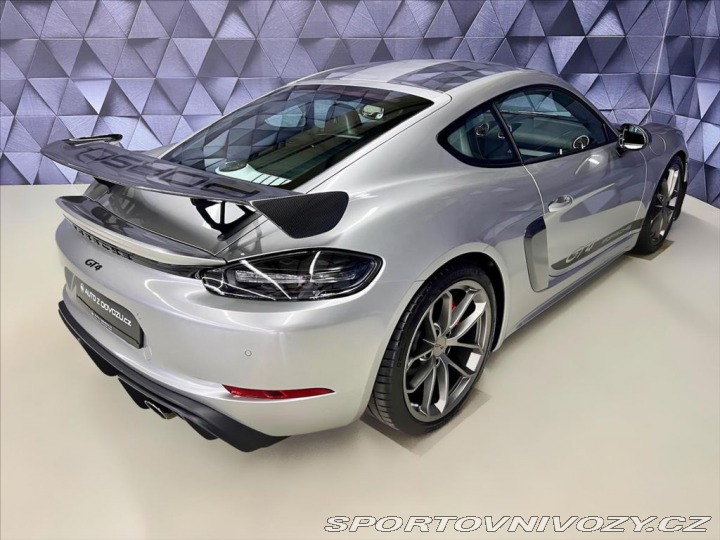 Porsche Cayman GT4 WRAP, VÝFUKY KLINE 2020