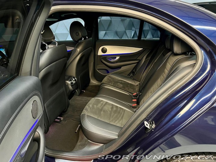 Mercedes-Benz E 220d 4MATIC AMG, NAVI, LE 2018