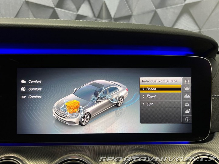 Mercedes-Benz E 220d 4MATIC AMG, NAVI, LE 2018