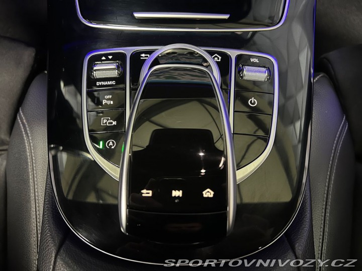 Mercedes-Benz E 220d 4MATIC AMG, NAVI, LE 2018