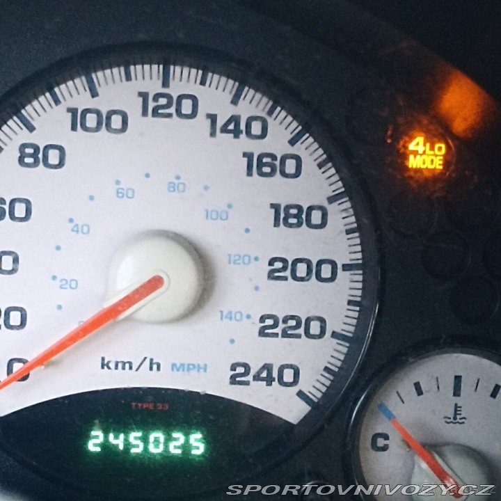 Ostatní značky Ostatní modely Jeep Cherokee 2,5 2005