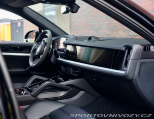 Porsche Cayenne 3.0 V6 Coupe E-Hybrid 34 2024