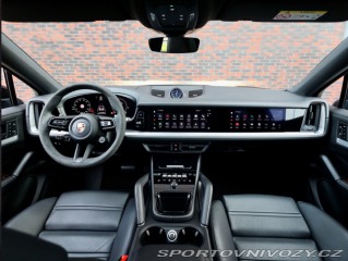 Porsche Cayenne 3.0 V6 Coupe E-Hybrid 34 2024