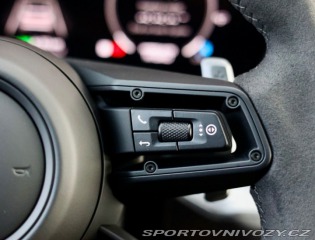 Porsche Cayenne 3.0 V6 Coupe E-Hybrid 34 2024