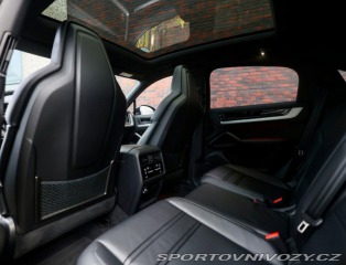 Porsche Cayenne 3.0 V6 Coupe E-Hybrid 34 2024