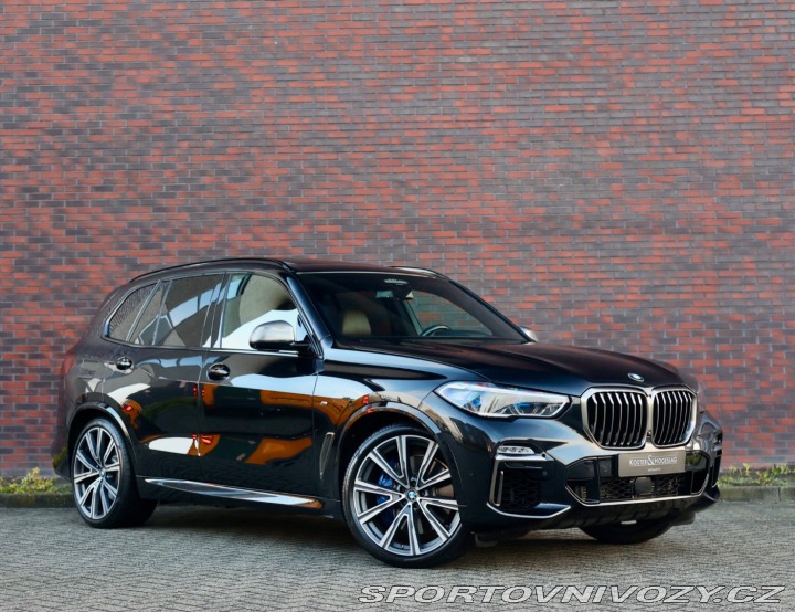 BMW X5 45e xDrive M SPORT | Sky 2020
