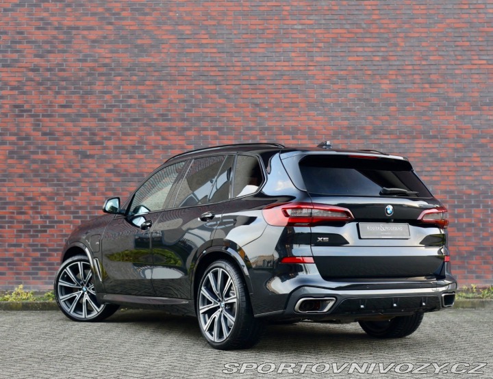 BMW X5 45e xDrive M SPORT | Sky 2020