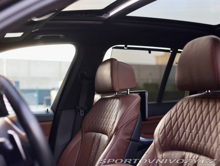 BMW X5 45e xDrive M SPORT | Sky 2020