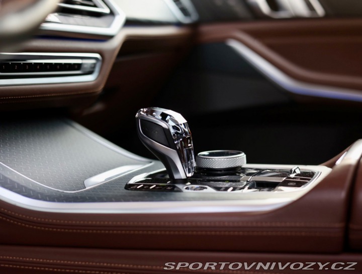 BMW X5 45e xDrive M SPORT | Sky 2020