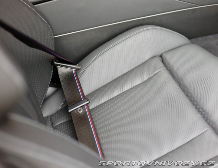 BMW 5 Touring  550e  xDrive | M 2025