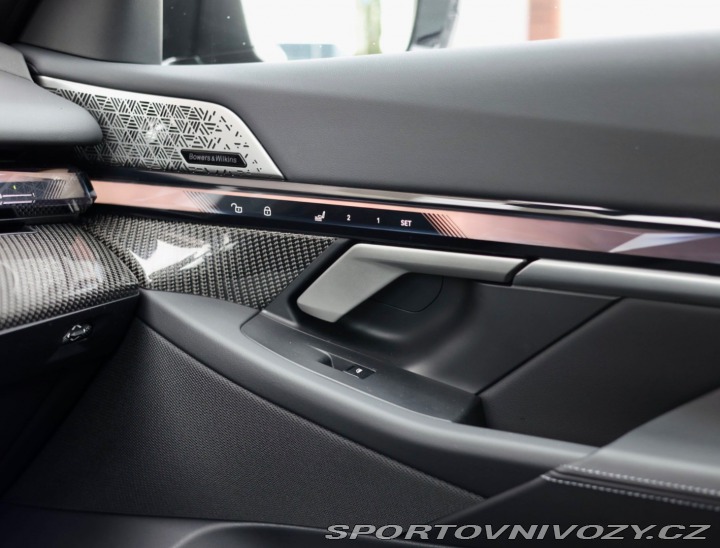 BMW 5 Touring  550e  xDrive | M 2025