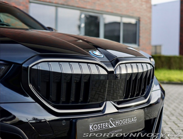 BMW 5 Touring  550e  xDrive | M 2025