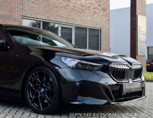 BMW 5 Touring 550e xDrive | M 2025