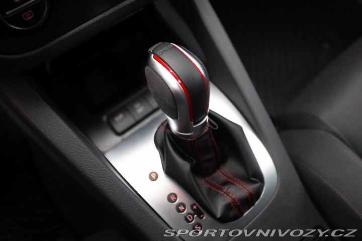 Volkswagen Golf 2.0 FSI GTI Turbo DSG 2005