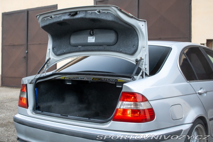 BMW 3 328i e46 142kW / AJ NA S 1998