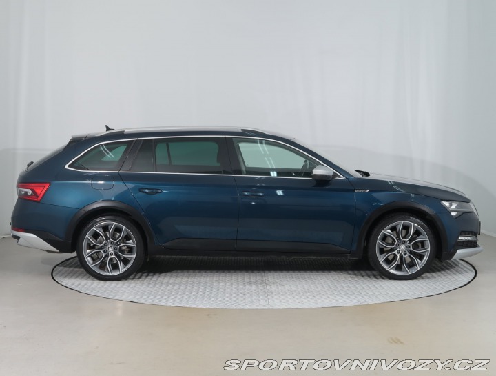Škoda Superb Scout 2.0 TSI 2020