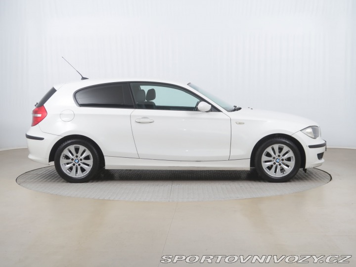 BMW 1 116i 2009