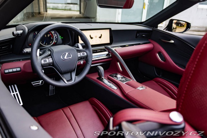 Lexus LC LC500 Coupé Convertible 2024