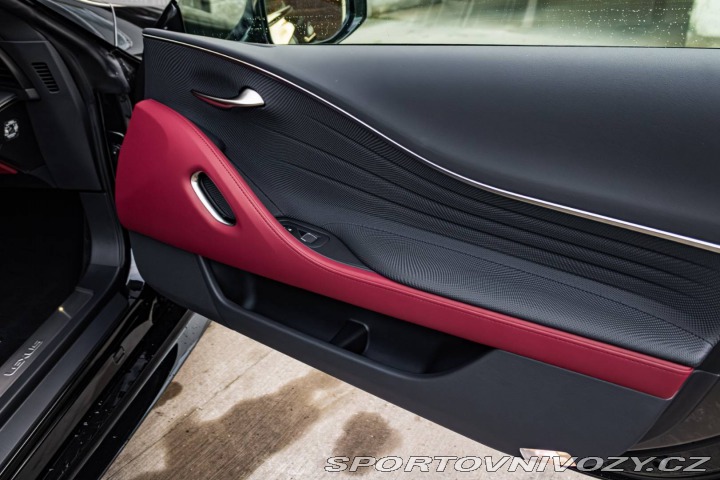 Lexus LC LC500 Coupé Convertible 2024