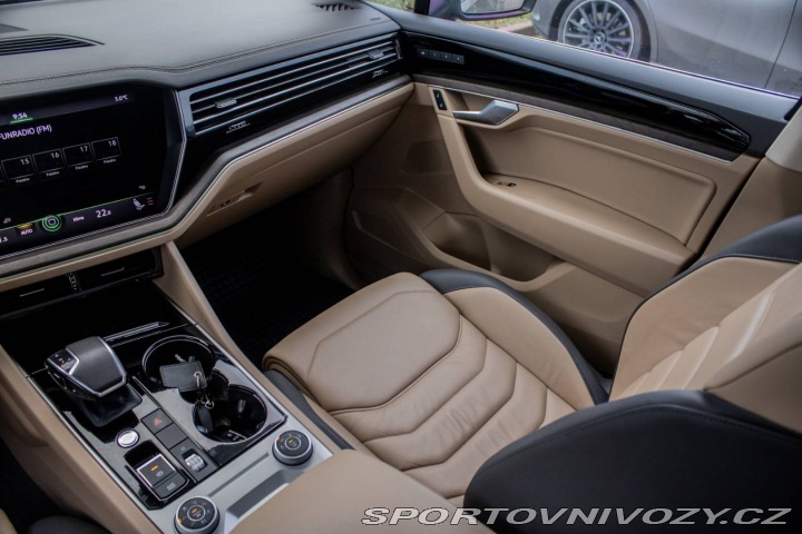 Volkswagen Ostatní modely Touareg 3.0 V6 TDI SCR 286k Eleg 2019