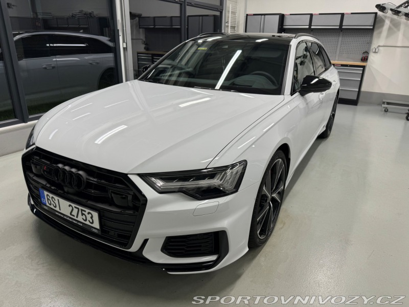 Audi S6 