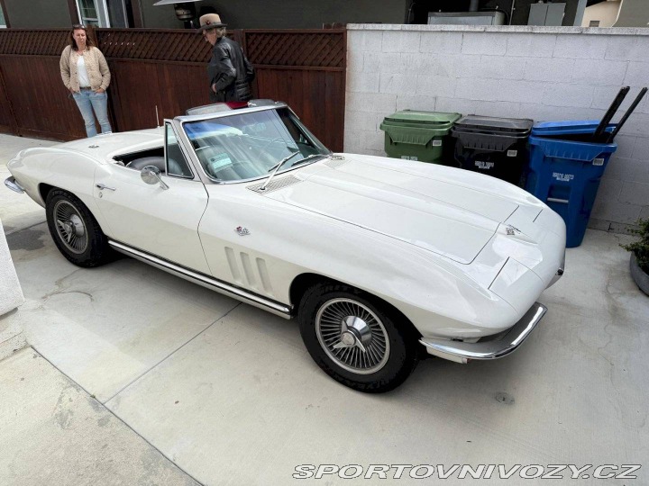 Chevrolet Corvette Convertible c2 1965