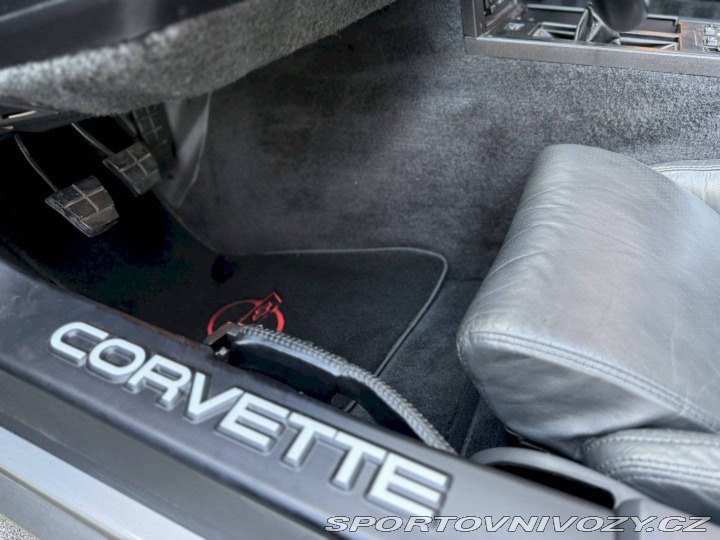 Chevrolet Corvette Coupe 1984