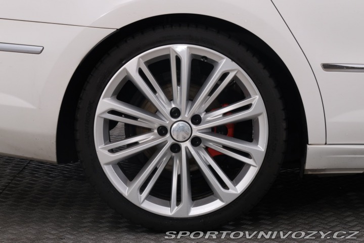 Volkswagen Passat CC CC Highline 2.0 TDI 2011