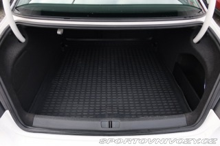 Volkswagen Passat CC CC Highline 2.0 TDI 2011