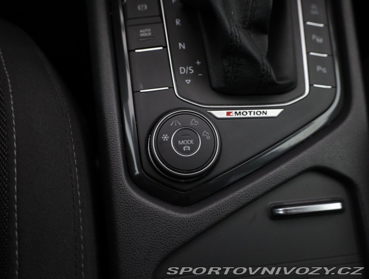 Volkswagen Ostatní modely Tiguan Highline 2.0 TSI 2018