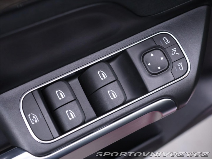 Mercedes-Benz Ostatní modely GLB 2,0 200d 4MATIC AMG Premi 2025