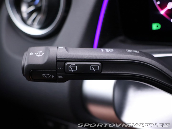 Mercedes-Benz Ostatní modely GLB 2,0 200d 4MATIC AMG Premi 2025