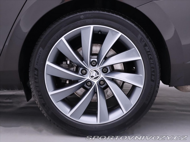 Škoda Superb 2,0 TSI 200kW DSG 4x4 L&a 2019