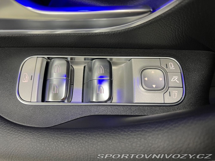 Mercedes-Benz Ostatní modely 450 4M AMG, MASÁŽ, PANORA 2026