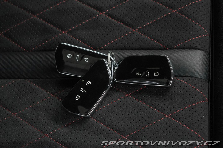 Škoda Octavia RS RS 2.0 TDI HEAD-UP*DPH*ČR 2024