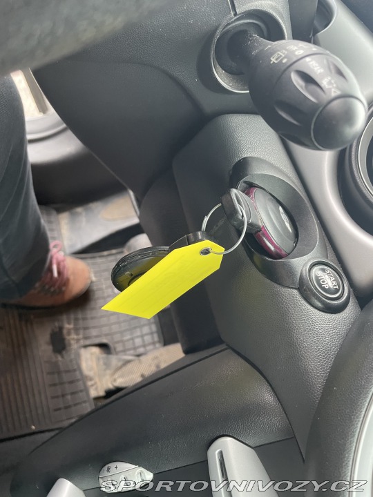 Mini Cooper 1.6i 88 KW Koupeno ČR 2007