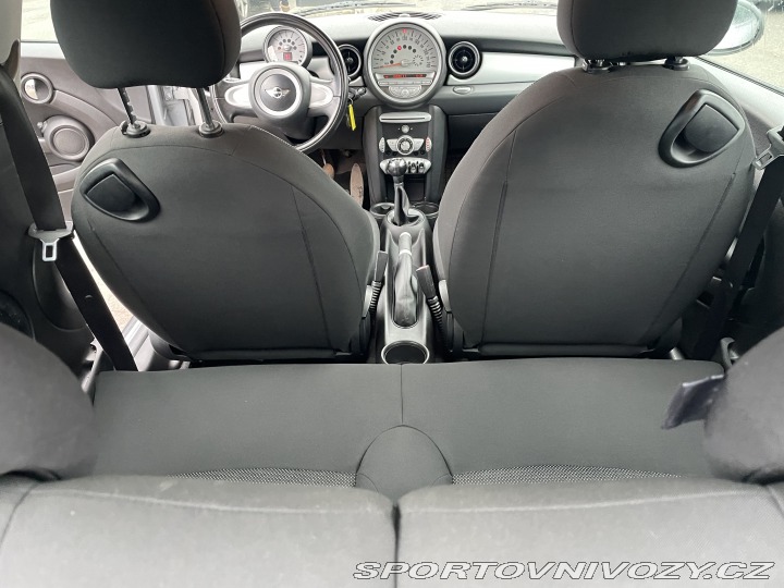 Mini Cooper 1.6i 88 KW Koupeno ČR 2007