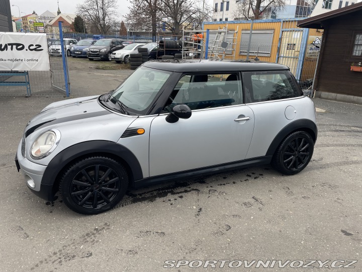 Mini Cooper 1.6i 88 KW Koupeno ČR 2007