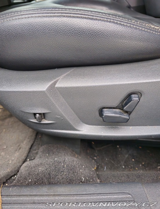 Dodge Charger Sedan 2010