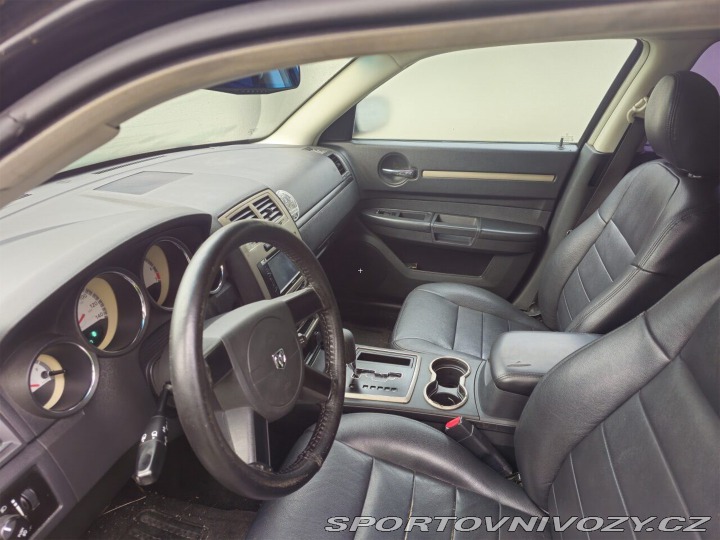 Dodge Charger Sedan 2010