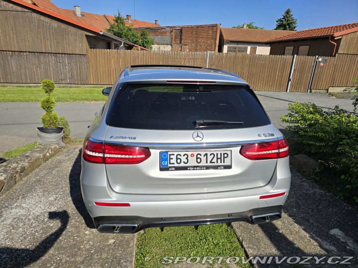 Mercedes-Benz E 2017